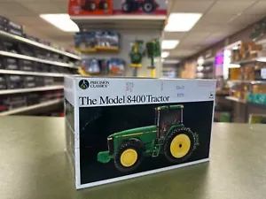 1/32 John Deere 8400 Tractor #8 Precision Ertl - Picture 1 of 5