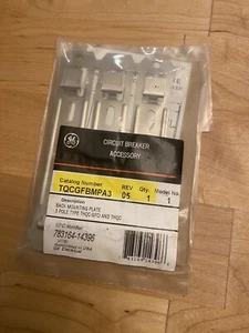 General Electric TQCGFBMPA3 Back Mounting Plate For 3 Pole THQB Breaker - Picture 1 of 2