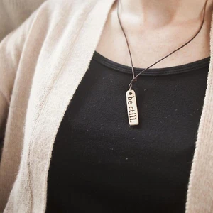 Collar Mud Love Be Still NUEVO MudLove - Imagen 1 de 2