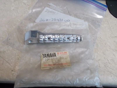 NOS 原始设备制造商雅马哈后脚凳 1 1987 - 1993 FZR1000 XJ600 TDM850 2GH-27431-00 — 第 1/4 张图片