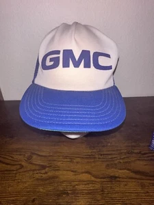 Blau-weiße GMC Truckermütze mit Druckknopflasche und Netzseiten - Bild 1 von 5