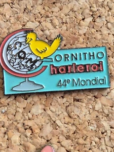 collectable Pin Cornitho Charleroi - Picture 1 of 1