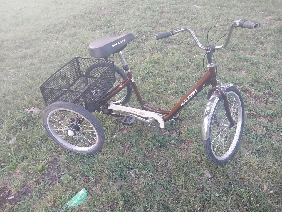 3 Wheel Bike - Image 1 of 2