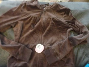 NWT! GIRLS MEDIUM BROWN SO HOODIE ZIP FRONT - Picture 1 of 6