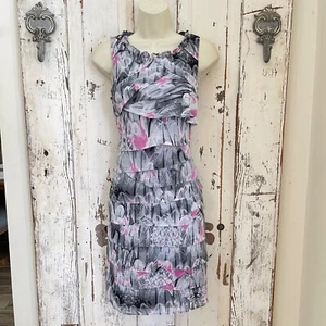 S.L. Abito tubino donna grigio rosa bianco a strati con volant Fashions taglia 6 - Foto 1 di 9