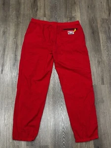 Vintage Marlboro Adventure Team Hose Herren Large Rot Nylon Windbreaker 90s Y2K - Bild 1 von 9