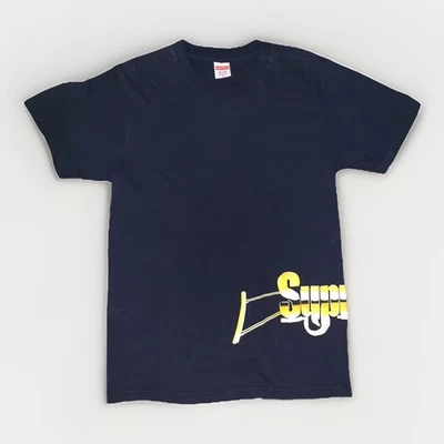Camiseta Supreme para hombre talla M azul marino pistola dorada ropa de calle rara 2018 algodón Y2K Foto 1 de 4
