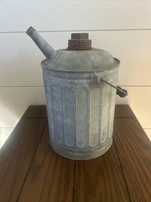 Lata de gas rústica galvanizada Hibbard vintage decoración garaje tienda Foto 1 de 4