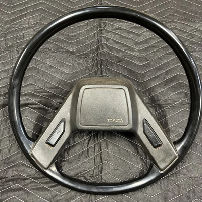 Volante camioneta TOYOTA 4RUNNER 84-88 2 RADIOS 85 86 87 NEGRO OEM  Foto 1 de 4