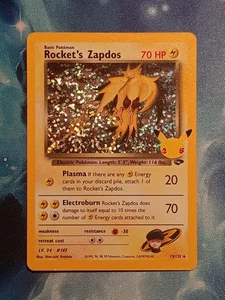 Pokémon Celebrazioni Squadra Razzi Zapdos 15/132 Holo Foil - Foto 1 di 2