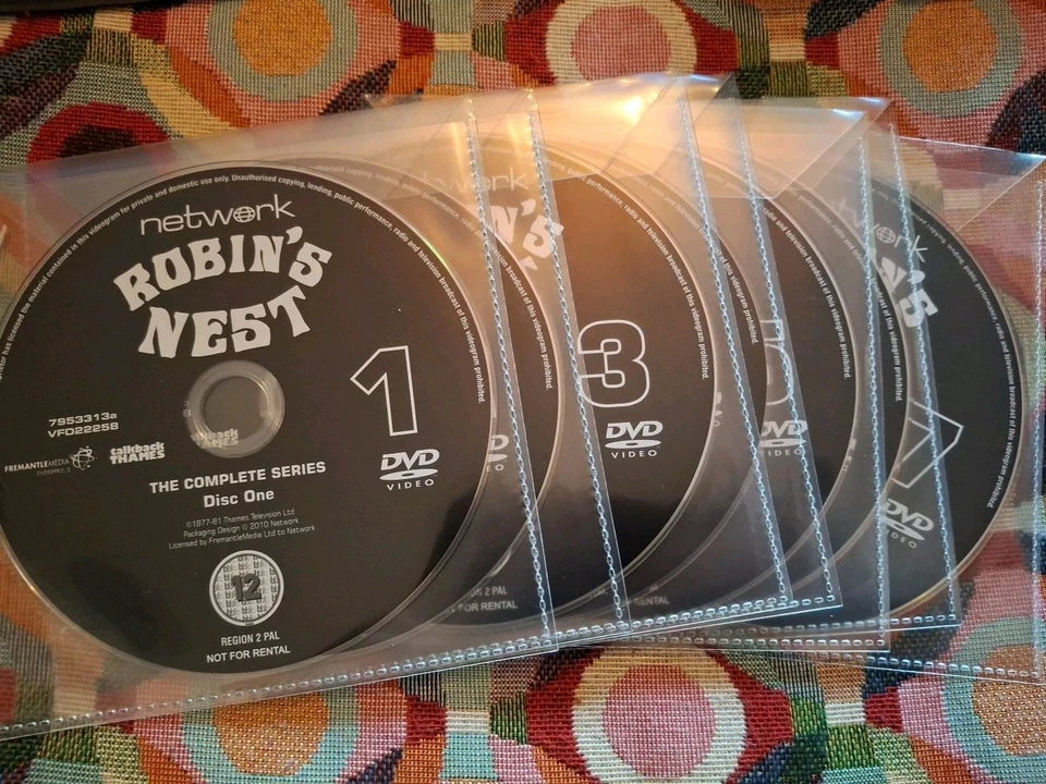 Robin's Nest DVD 1977 - 81 The Complete Series - DISCS ONLY!! - Image 1 of 1
