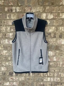 Under Armour Mens NWT Textured Boucle Mission Vest Size Medium Gray/Black - Picture 1 of 2
