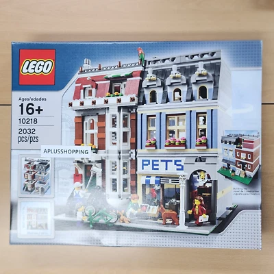 Lego 10218 Pet Shop 2032pcs Expedited Shipping - Sealed - Image 1 of 4