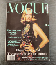 VOGUE Magazine: October 1992 - Tatjana Patitz