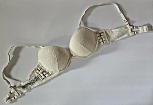 SUJETADOR PUSH-UP LATERAL CORREA ENCAJE MUY SEXY VICTORIA'S SECRET MARFIL TALLA 36A - Imagen 1 de 19