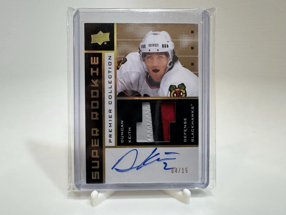 2017-18 Upper Deck Premier Tribute Gold /15 Duncan Keith Patch Auto HOF - Image 1 of 2