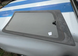97 98 99 Ford Expedition Passenger Right Rear Quarter Glass Back Side Window Oem - Picture 1 of 6