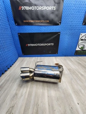 2015-2021 Subaru wrx sti 2.5 Silenciador de espiga de passageiro direito danificado! - Imagem 1 de 4