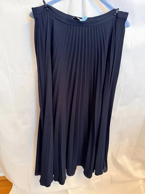 Vince 百褶裙海军蓝 10 码 — 第 1/3 张图片