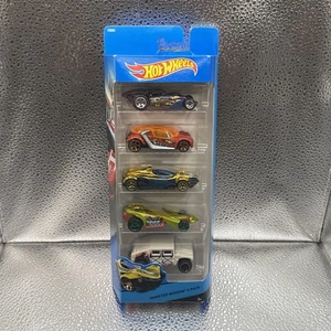 Hot Wheels MONSTER MISSION 2017 5 Pack NEW - Picture 1 of 3