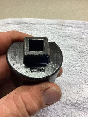 Llave de vaso rociadores contra incendios 20951 Foto 1 de 4