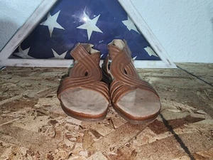 Yuu (Dynah) Damen-Sandalen flache Schuhe offene Zehenpartie Riemen (braun) – Größe 8 - Bild 1 von 8