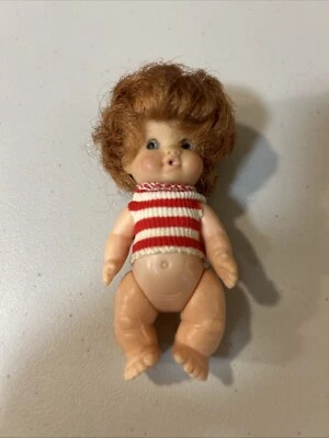 Muñeca de colección Uneeda Doll Co. Inc. 1966 Baby PeeWee 4" pelo rojo Foto 1 de 3