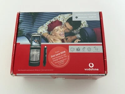 BRAND NEW MOTOROLA V3 RAZR PHONE - UNLOCKED - BLACK - BLUETOOTH - GPRS - Image 1 of 4