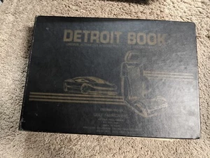 1993 Detroit Book Original Automotive Interior Trim Fabric Sample Catalog - Imagen 1 de 4