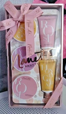 NANETTE LEPORE 5 PIEZAS MANTEQUILLA CORPORAL Y CREMA DE MANOS SET DE REGALO NUEVO EN CAJA + ENVÍO GRATUITO Foto 1 de 3