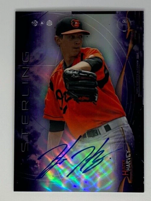 HUNTER HUNTER AUTO 39/50 2014 BOWMAN STERLING PURPLE REFRACTOR BALTIMORE ORIOLES - Image 1 of 2