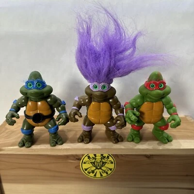 Lot of 3 TMNT Trolls Teenage Mutant Ninja Turtles Vintage 1993 Leo, Raph And Don - Image 1 of 4