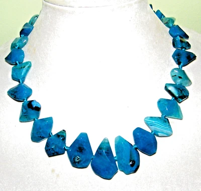Beautiful Chunky Blue Stone Necklace - 18" - Image 1 of 4