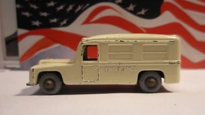 Matchbox LESNEY issued1956 DAIMLER AMBULANCE 14B-3 MB1 - Picture 1 of 6