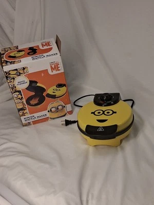 Máquina de gofres Minions - Despicable Me Kevin - NUEVA caja abierta - nunca usada Foto 1 de 4
