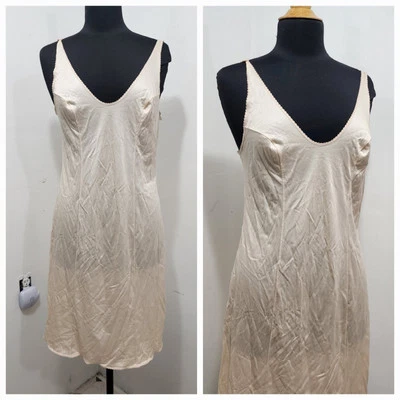 复古 Vassarette Hollywood 60 年代 70 年代米色尼龙 38F 全滑花边装饰 Rockabilly — 第 1/4 张图片