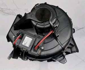 BMW 5 7er F01 F07 F10 F11 Luft Heizgebläse Gebläseeinheit Motor 9204486 - Bild 1 von 4
