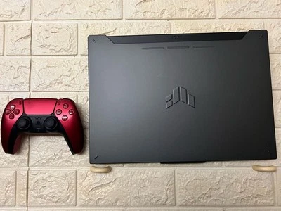 Pc Asus Tuf Gaming + Accessori - Immagine 1 di 4