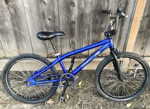 Old School Bmx Haro 24 Bmx Bike - Picture 1 of 1