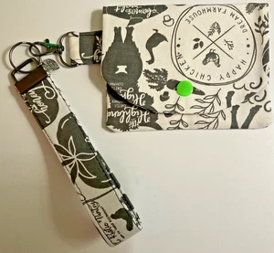 Handmade Wristlet Key Fob and Card Cash Snap Wallet Happy Chicken - Picture 1 of 2