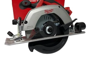 Sierra circular Milwaukee M18 6-1/2 pulgadas 2630-20 SOLO HERRAMIENTA *Leer* - Imagen 1 de 8