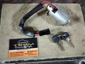 Blocchetto quadro Bloccasterzo con Chiavi VS32F34 A1410 50050 Alfa Romeo - Picture 1 of 6