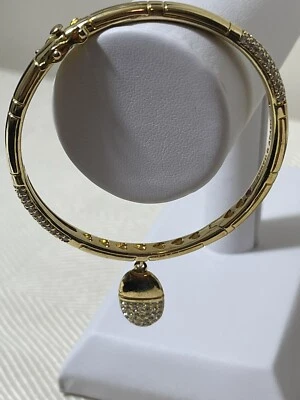 Brazalete Lauren G. Adams CLÁSICO ENCANTO chapado en oro de 18 quilates con circonitas cúbicas  Foto 1 de 4