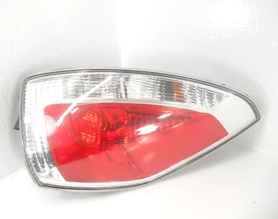 2008-2010 Mazda 5 lanterna traseira passageiro direita destro fabricante de equipamento original - Imagem 1 de 3