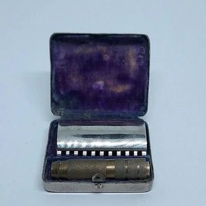 Vintage Travel Kit Safety Razor Made In Germany In Metal Case 4 Peice - Picture 1 of 17