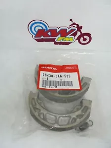 Genuine Honda C50 C90 CG125 NH50 SH50 SJ50 ST50 H100 CT110 Brake shoe Set New - Picture 1 of 4