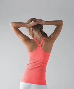 Lululemon Tank Top Womens 8 Pink Y Back Built In Bra Removable Pads Ribbed Knit - Picture 1 of 7