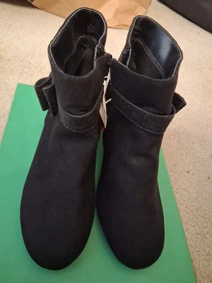 Flowers by Nina botas de gamuza negras  Foto 1 de 4