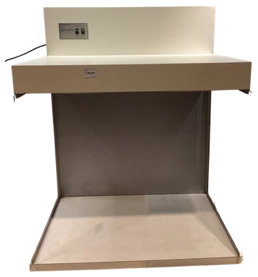 CAMPANA DE FLUJO LAMINAR ENVCO Foto 1 de 4