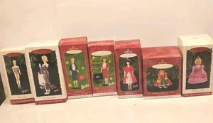 Barbie Disney Prinzessin Hallmark Andenken Ornamente Figuren mit Boxen 7 Stück - Bild 1 von 7